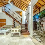 Villa Maharaj