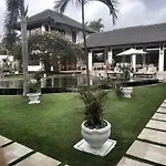 Villa Maharaj